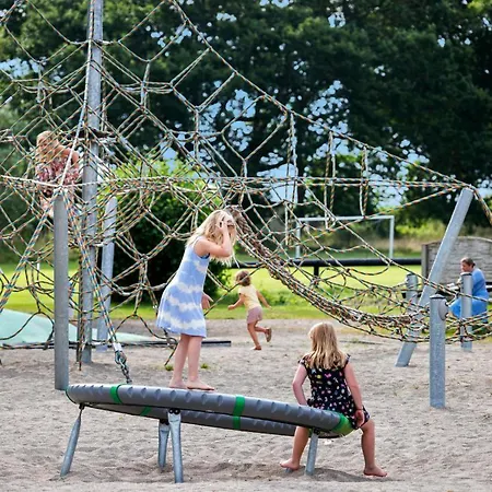 Bosore Strand Feriepark * Hesselager